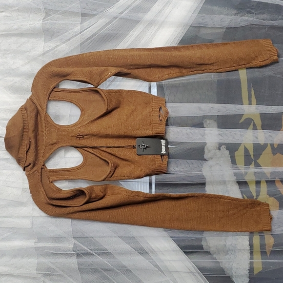 NWT Darker Wavs by Dollskill Knit Cut-out Turtleneck Sweater Top XS Brown - Picture 2 of 6